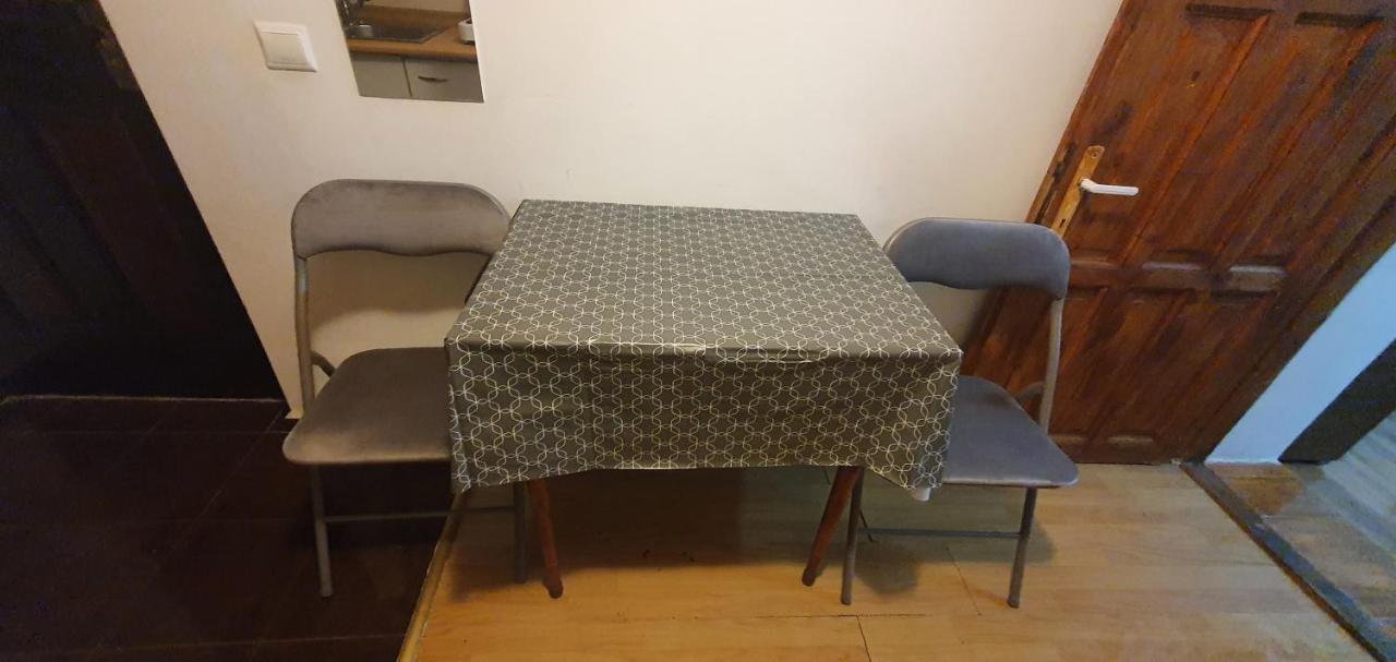 Apartament Five Studio Kluż-Napoka Zewnętrze zdjęcie